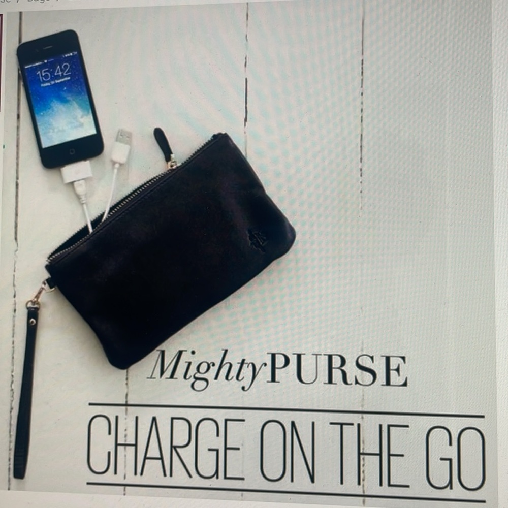 Handbag Butletlr Wrist Mighty purse charge on the go